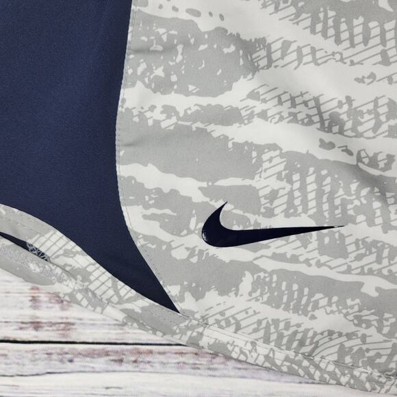 Nike DRI-FIT North Carolina Tarheels Volleyball Shorts Grey and White | XL - Picture 4 of 9